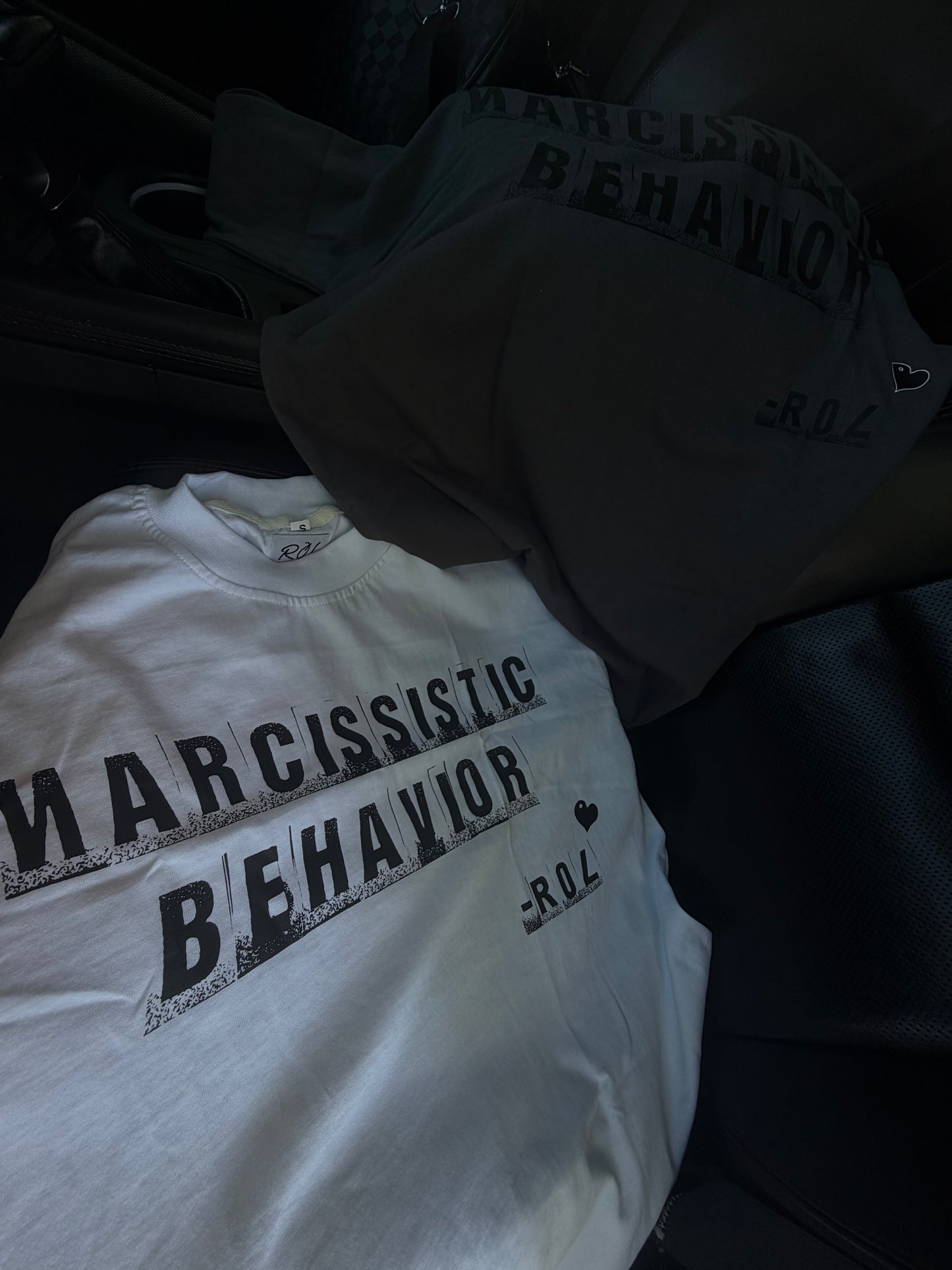 Narcissistic Behavior Cropped Tee
